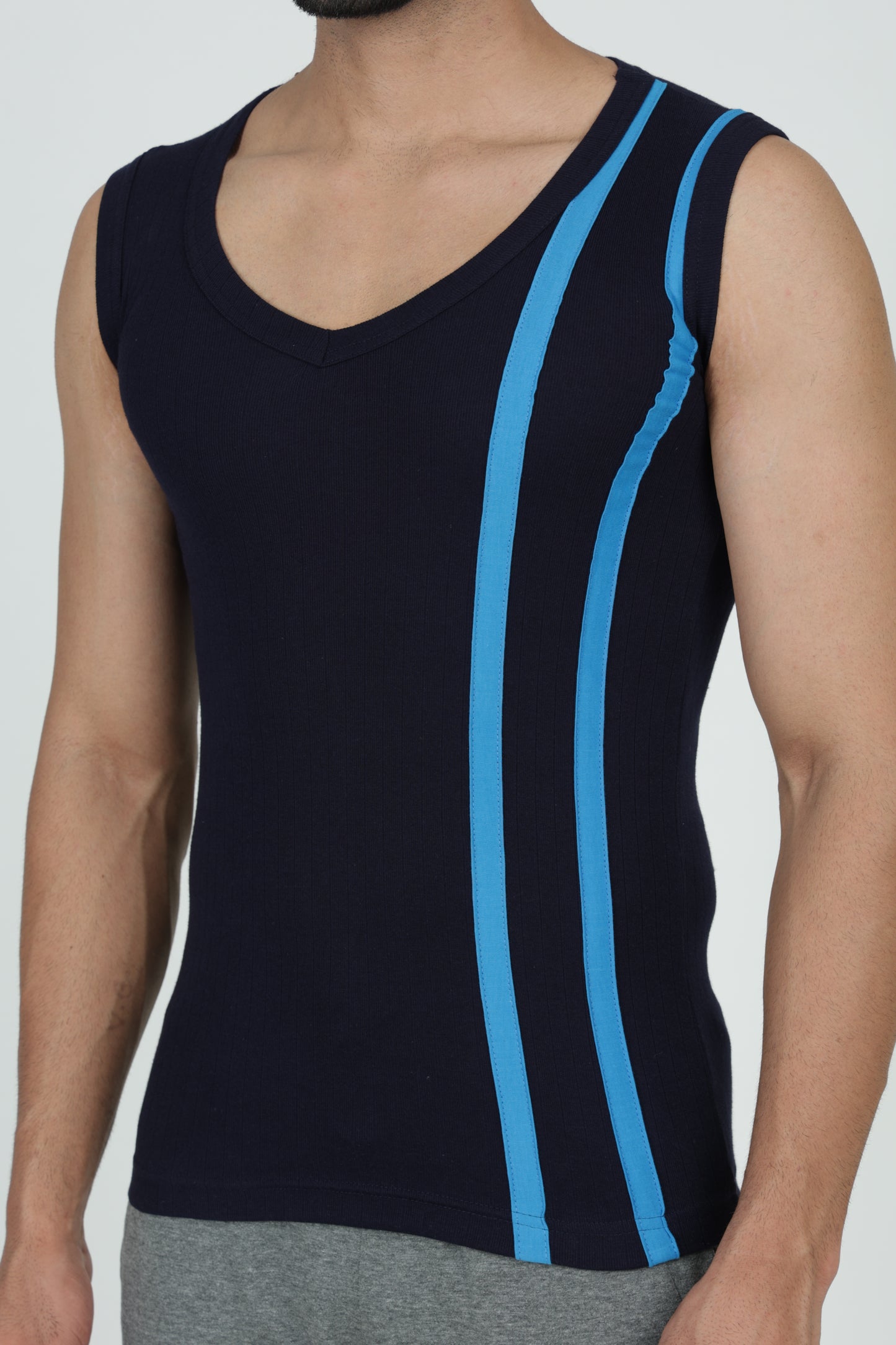 Men Designer Sleeveless Gymvests